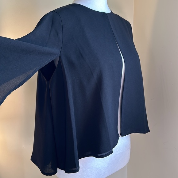 Black Cape - Blue Rain - Small - Picture 2 of 13